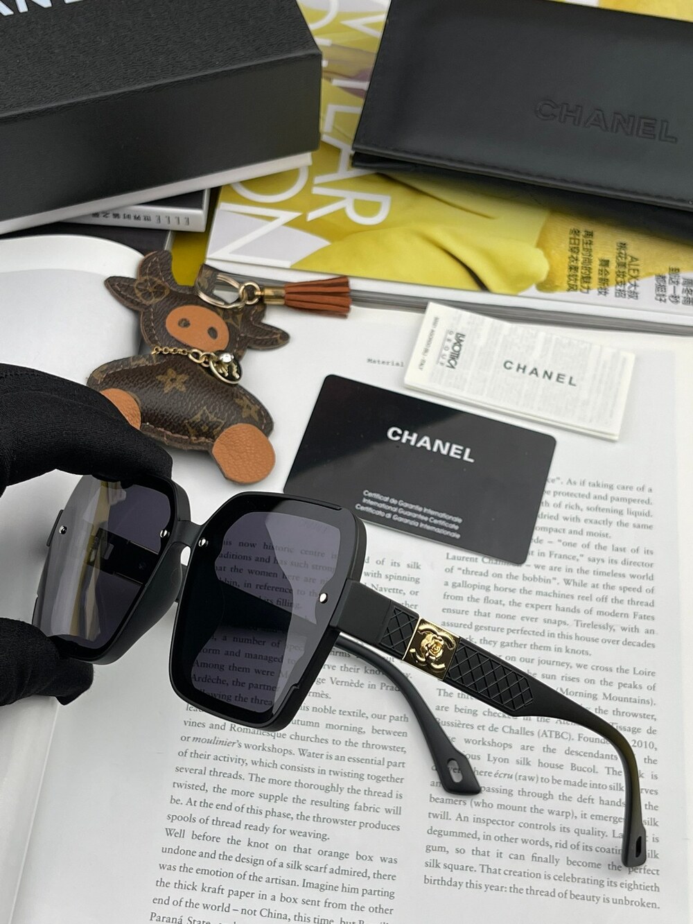 Chanel Oversized Square Black Sunglasses - Picture 4 of 4